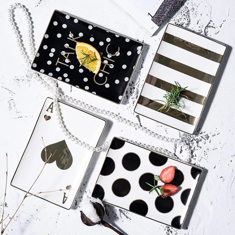 

1PCS Red Blue Ceramic Rectangle Plates Decoration Crafts Bowls Ice Cream Spades K Snack Candy Storage Tray Jewelry Snack Dish