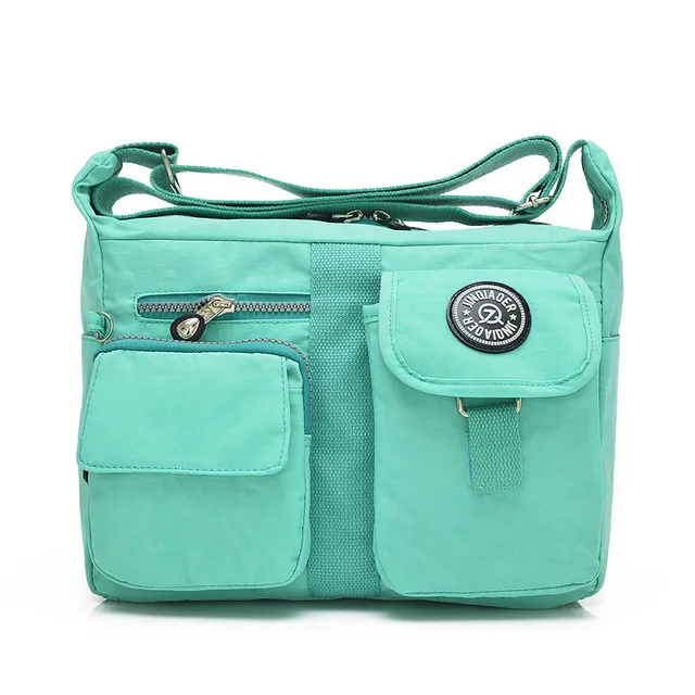 New arrival high quality waterproof nylon leisure bag Cheap travel bag