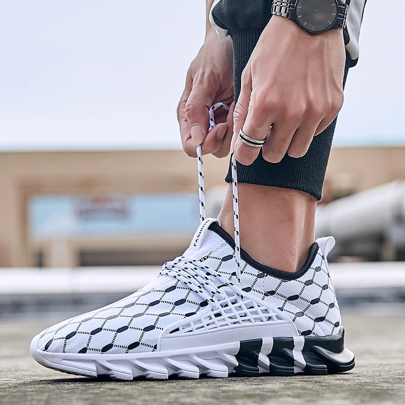

High Quality Cheap Sports Shoes Men Sneakers Men Wild Outdoor Running Shoes Men Comfortable Air Wear resistant Non-slip Sneakers