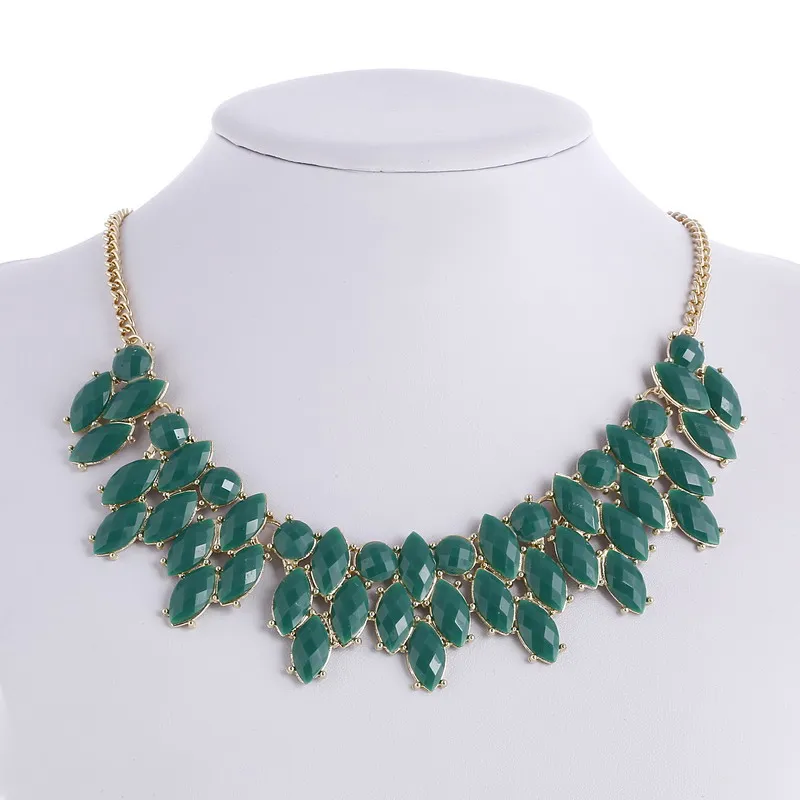 

Green Chokers Necklaces Colar Gold Chain Summer Acrylic Pendant Necklace Statement Jewelry Women Wedding Gifts