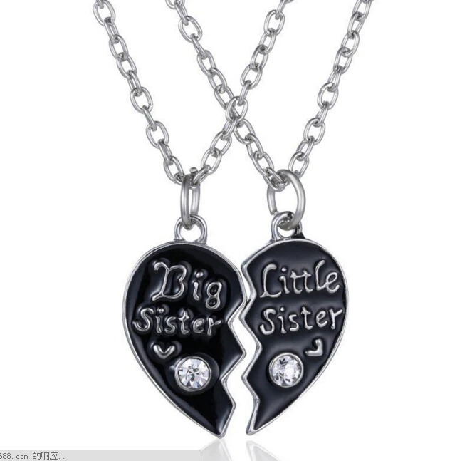 2Pcs Sisters Crystal Broken Heart Puzzle Pendant Necklace Unique