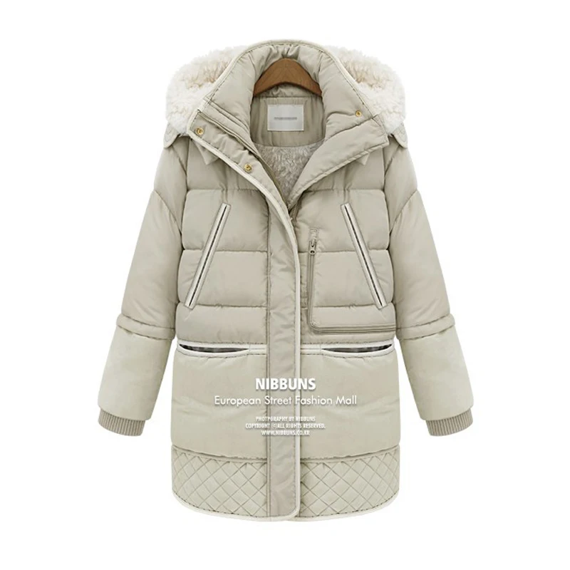 noir Canard Le Vêtements Manteau Femelle Avec Veste Long Fourrure Beige 2018 Ukraine Parkas D'hiver Femme Vers Dames Bas De Duvet Capuchon qPf14R