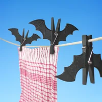 10PCS/lot Bat Pegs UK Creative Home Decor Clothes Pegs Clothespins Plastic Black Red Color Halloween Christmas Gifts 1