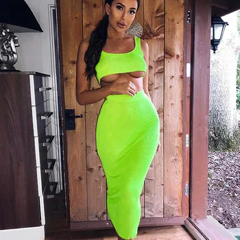 

2019 Summer Ladies two piece skirt sets crop tops sexy knitted Holiday festival party Solid streetwear elegant Skirt Sts