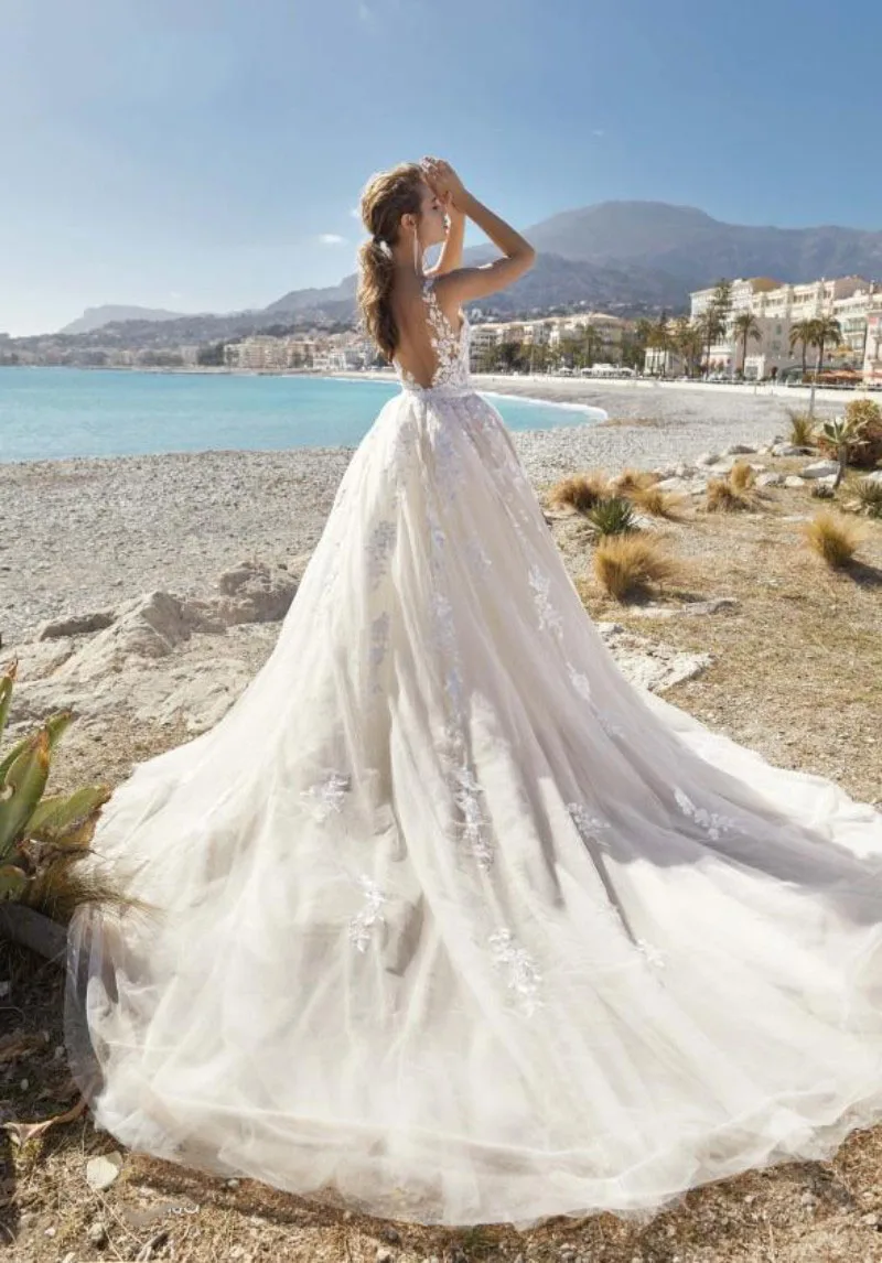 Beach Wedding Dresses Boho V-Neck Lace  (2)