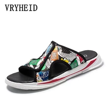 VRYHEID; Брендовые мужские шлепанцы; сезон лето; модные уличные шлепанцы; Домашние Нескользящие тапочки; пляжные вьетнамки; индивидуальные мужские шлепанцы