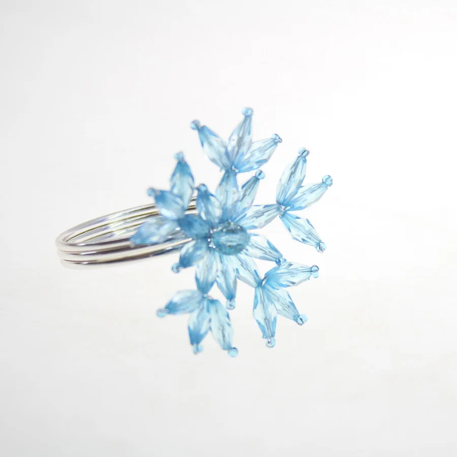 Qn18060601 Acrylic Flower Napkin Ring Wedding Decoration Ring And