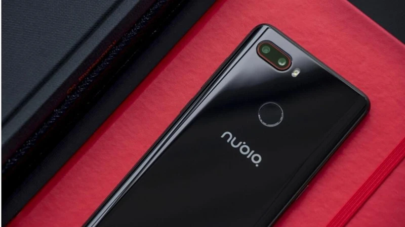 Nubia Z18 Mini 5,7 дюймов Android 8,0 Face ID 6 ГБ 128 ГБ Восьмиядерный Snapdragon 660 AIE двойная задняя камера Мп+ Мп сотовый телефон