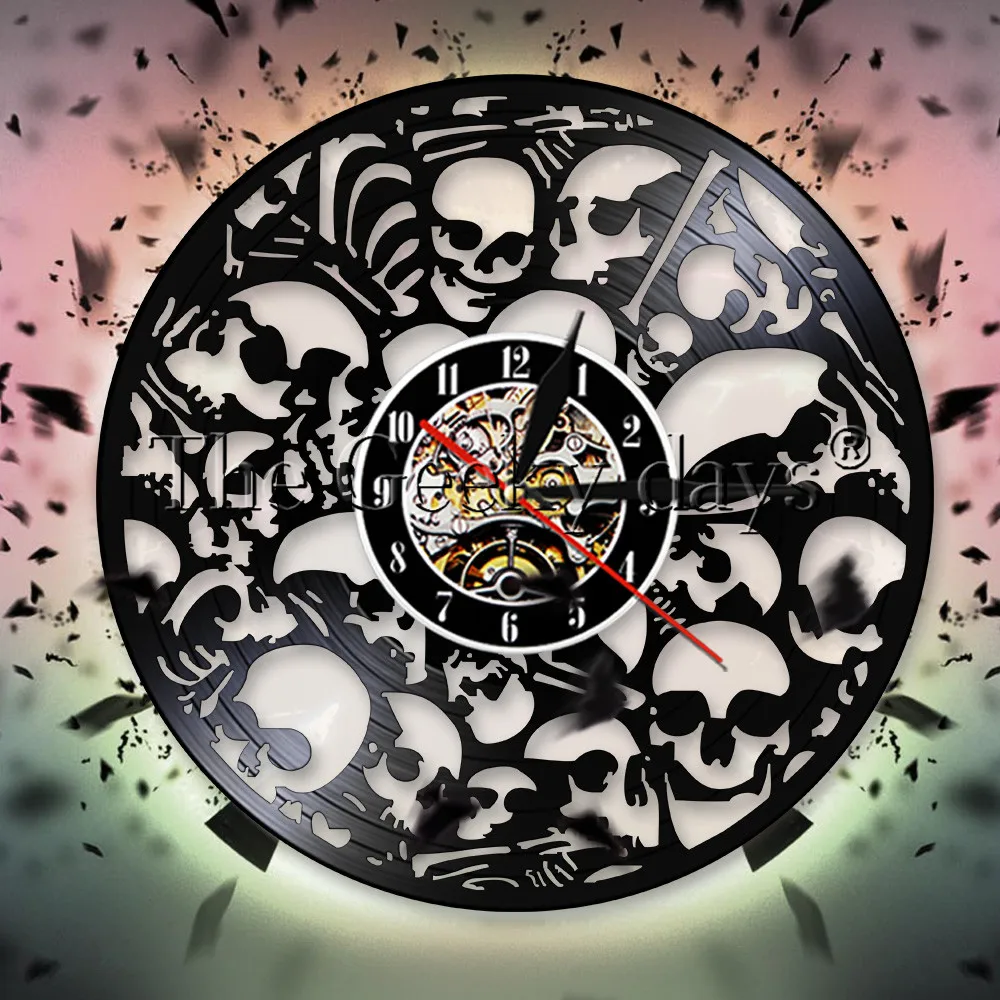 

Dead Skeletal Heads Decorative Wall Clock Hanging Piled Skulls Vinyl Record Wall Clock Halloween Horror Home Decor Wall Art