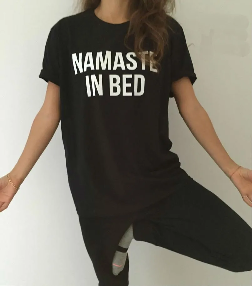 Женская футболка Namaste с буквенным принтом в кровати хлопковая Повседневная