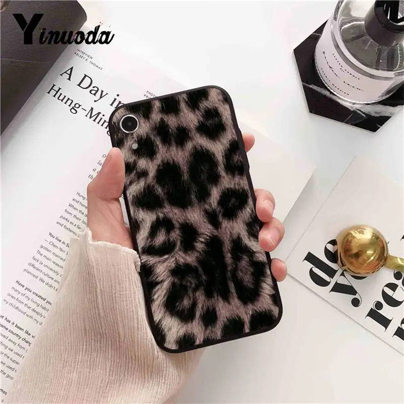 giraffe leopard tiger zebra Wild Print