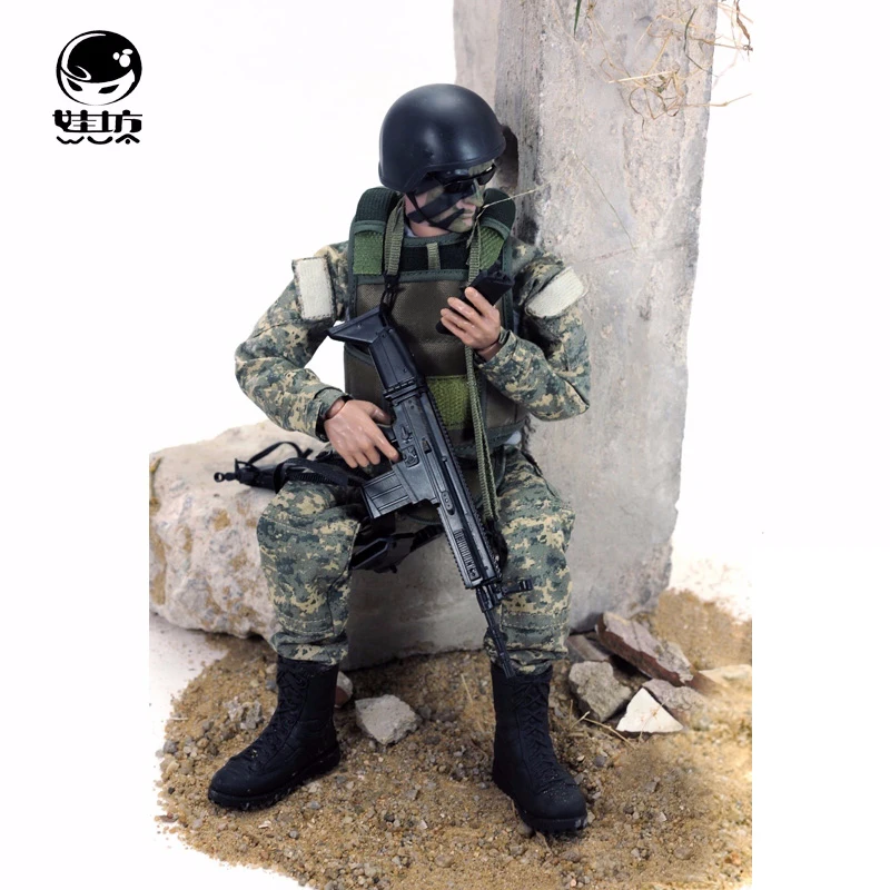 

1/6 Soldiers One Set Modern Camouflage Head Carved Military Figures Model Contains Ferrite Accessories Assembly 30 cm Height