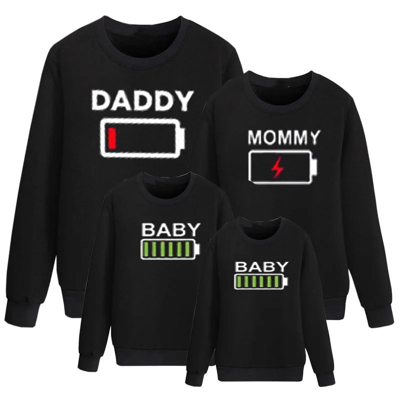 

Autumn Family Matching Clothes Mother Daughter Outfits Father Son T Shirt Long Sleeve Print Battery Creative T-shirt Family Look