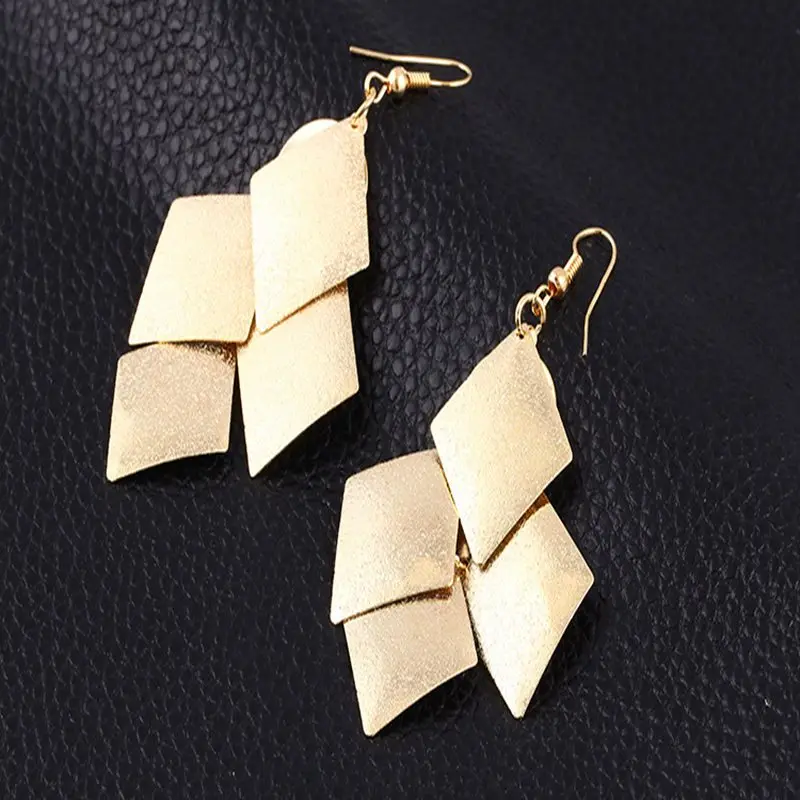 

Exaggerated Rhombus Leaf Fringed Earrings Europe and America Fashion Punk Rock Earrings Personality Stud Earrings Jewelry