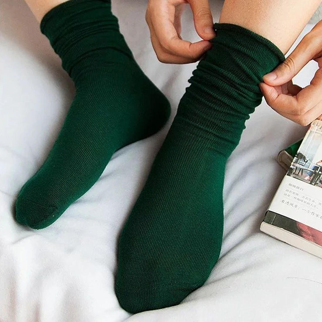

New Winter Candy-colored Tube Curling Stock Knitted Socks Hot Women Cotton Casual Girls Red Retro Female Solid Sock