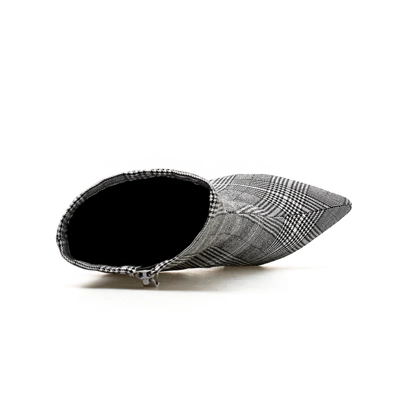 3F8A2161