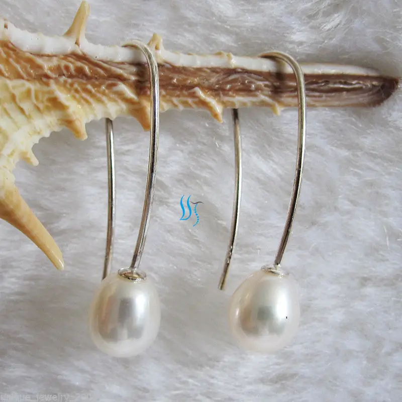 

7.0*9.0mm White Freshwater Pearl Earrings Dangle Earrings