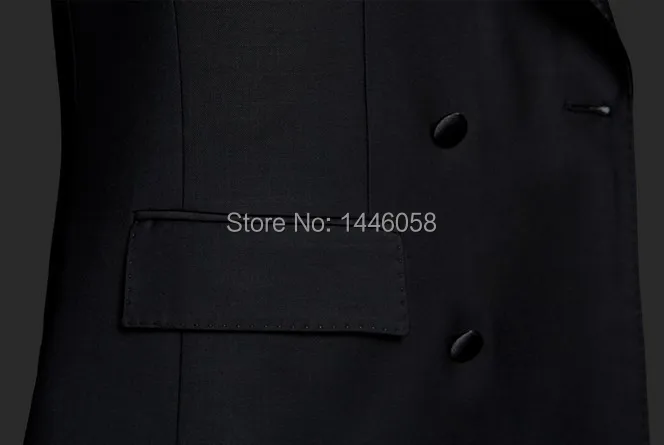 989408374_561