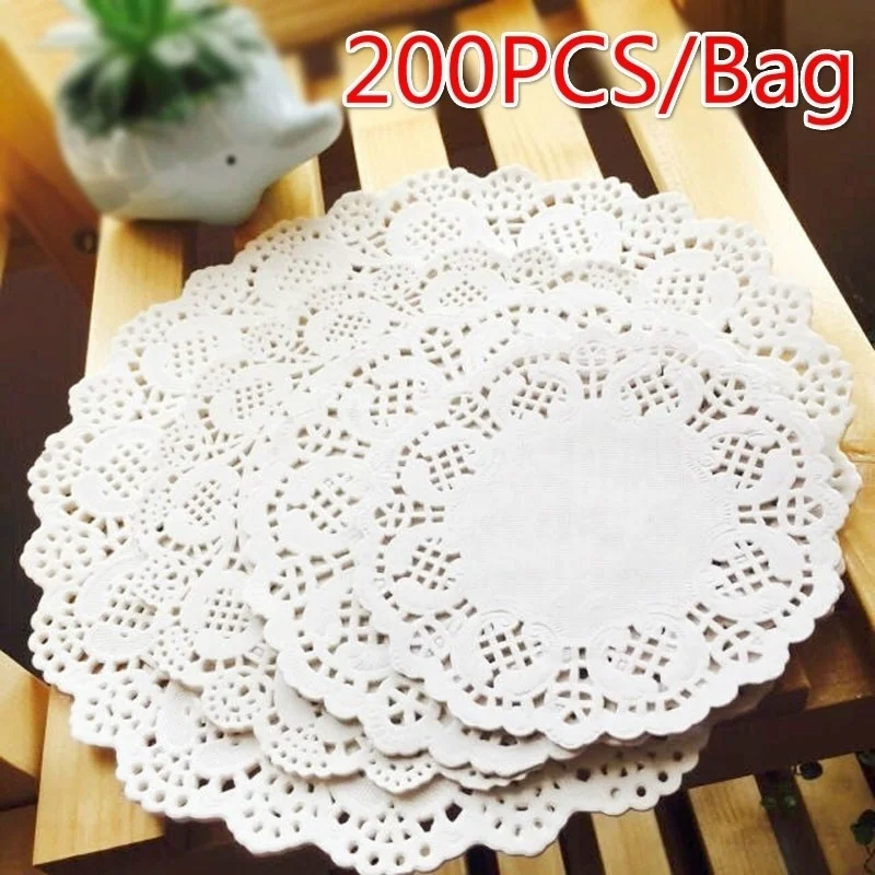 

200 Pcs Eco-Friendly Grease-Proof White Paper Doilies for Party Wedding Christmas Table Decorative Cake Holder
