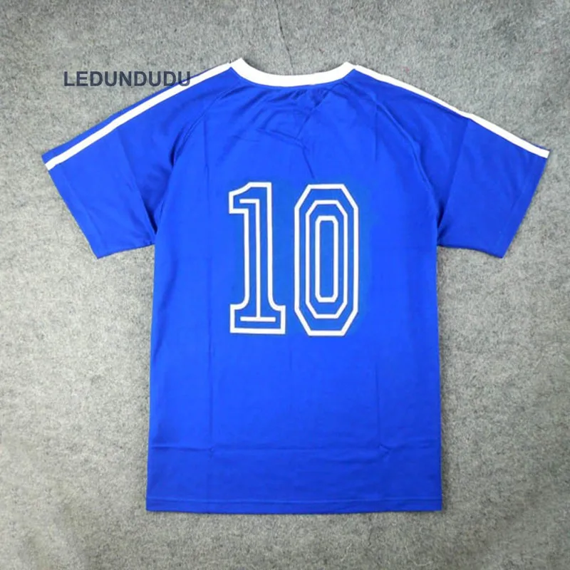 10 (4)