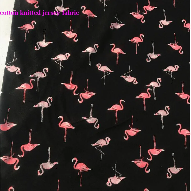 Хорошее Черное Трикотажное Хлопковое трикотажное платье для девочек, ткань с принтом фламинго для шитья, лоскутное шитье, женское платье, одежда