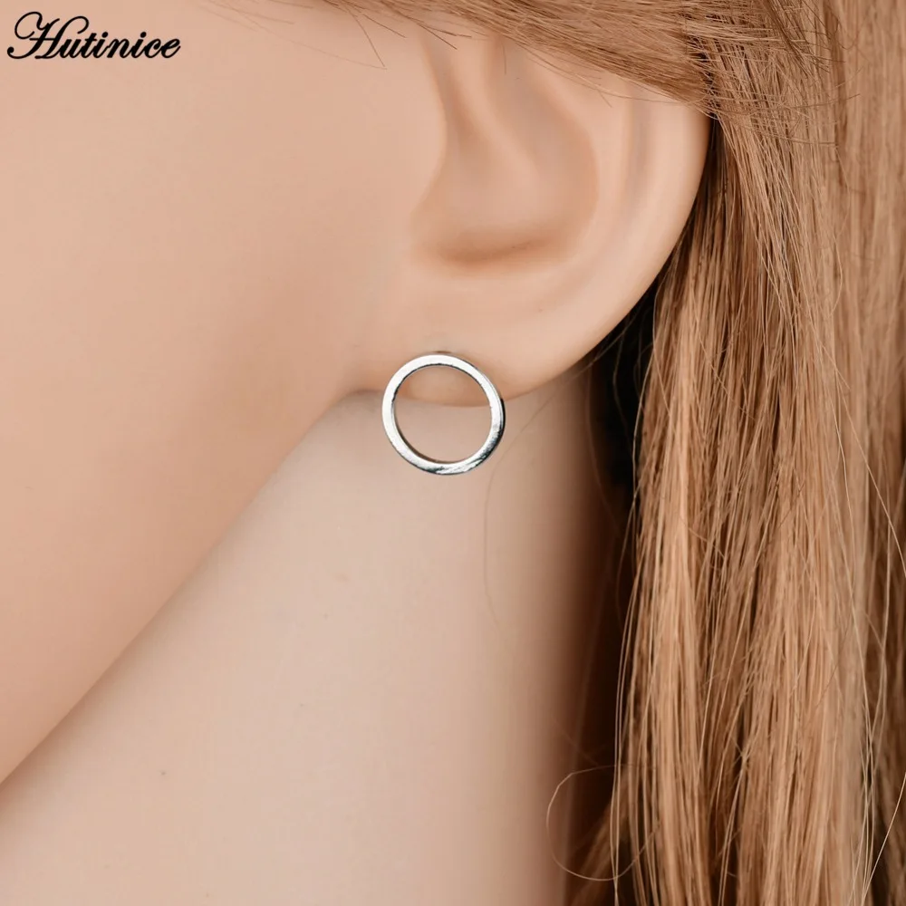 

Geometric Small Circle Earrings For Women Round Hollow Simple Open Statement Stud Earring Boho Jewelry Fashion Pendientes Mujer