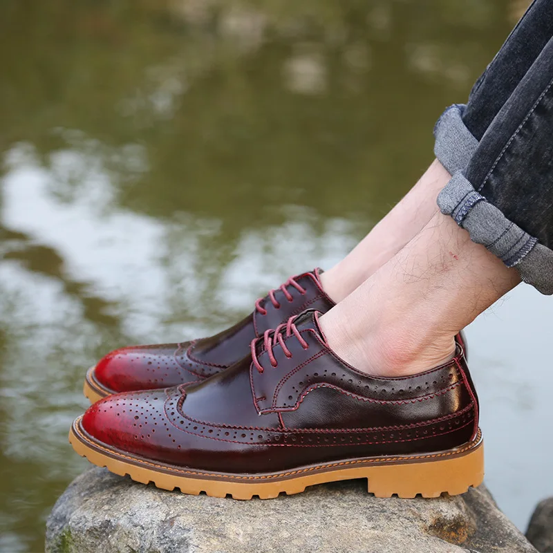 

British fashion men's business formal dress genuine leather bullock shoes vintage carving brogue oxfords shoe gentleman zapatos