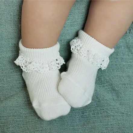 [Bosudhsou.] Носки для маленьких мальчиков и девочек, 2 размера, для детей 0-4 лет белые, розовые хлопковые носки, кружевные носки с бантом, детская одежда, C45 - Цвет: Белый