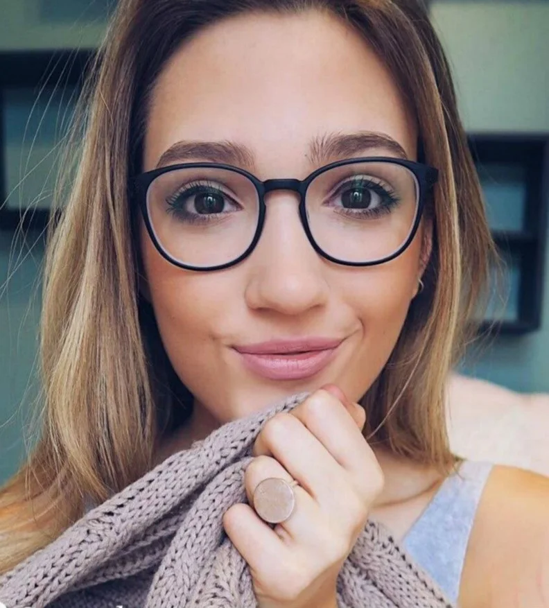 

2018 Women Glasses Frame Men Eyeglasses Frame Vintage Round Clear Lens Glasses Optical Spectacle Frame Transparent