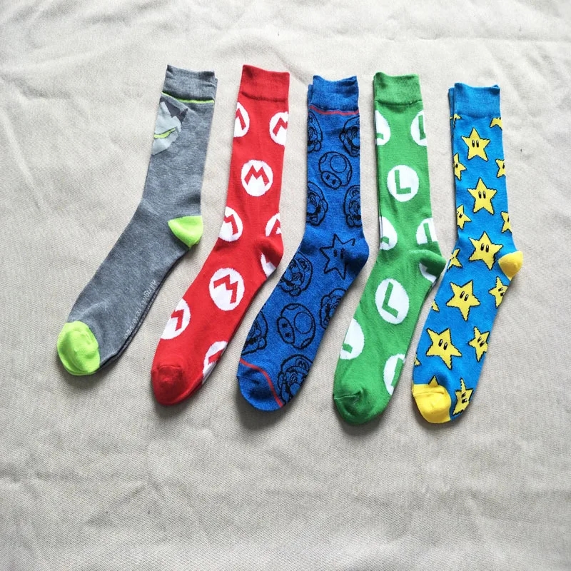 

Marvel Black Panther Cosplay Socks Captain America Happy Mario Funny Cool Fashion Men Sock Comfortable Novelty Cotton Crew Socks