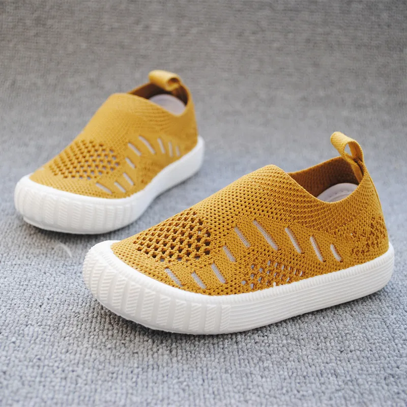 

Brand New Girls Boy's Fashion Breathable Tennis Shoes Sneakers For Children Flats Heels Casual Shoes Summer Kids E-77