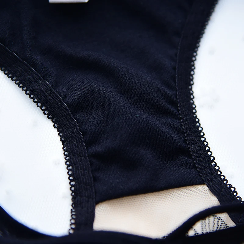 Сексуальный женский комплект с бюстгальтером размера плюс, Прозрачное нижнее белье с кружевной вышивкой, тонкий соблазнительный черный бюстгальтер и трусики