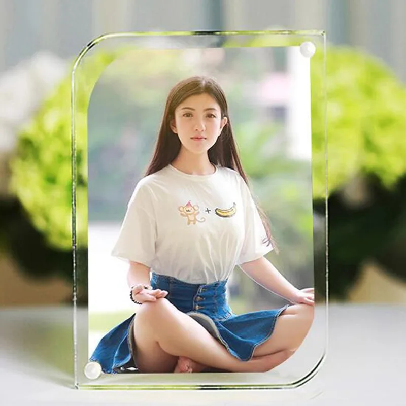

8'' High Transparent Acrylic Magnet Photo Frame Diagonal Arc Design Clear Crystal Picture Frame Home Decor 203x152mm