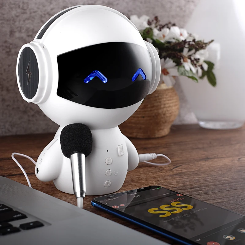 2018 новый робот моделирование мини аудио Bluetooth Динамик микрофон Поддержка карты