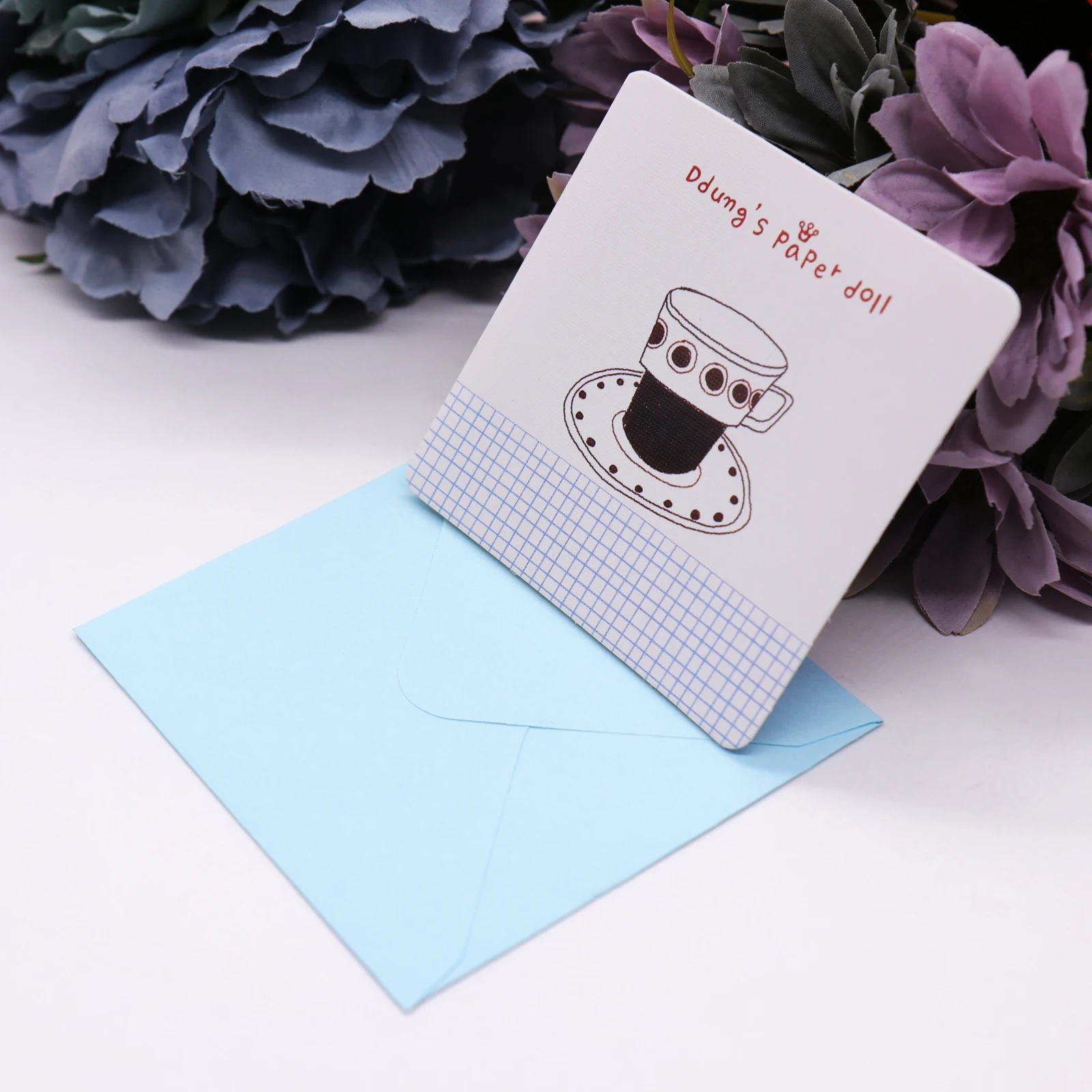 

Small Hollow Kraft Paper Cards Creative Fold Mini Card Valentines Day Cute Mini Folding Greeting Card with Party Decoration