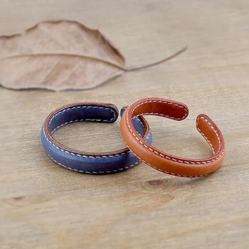 

Can choose color and size Men women planted tannins simple retro handmade couple leather bracelet