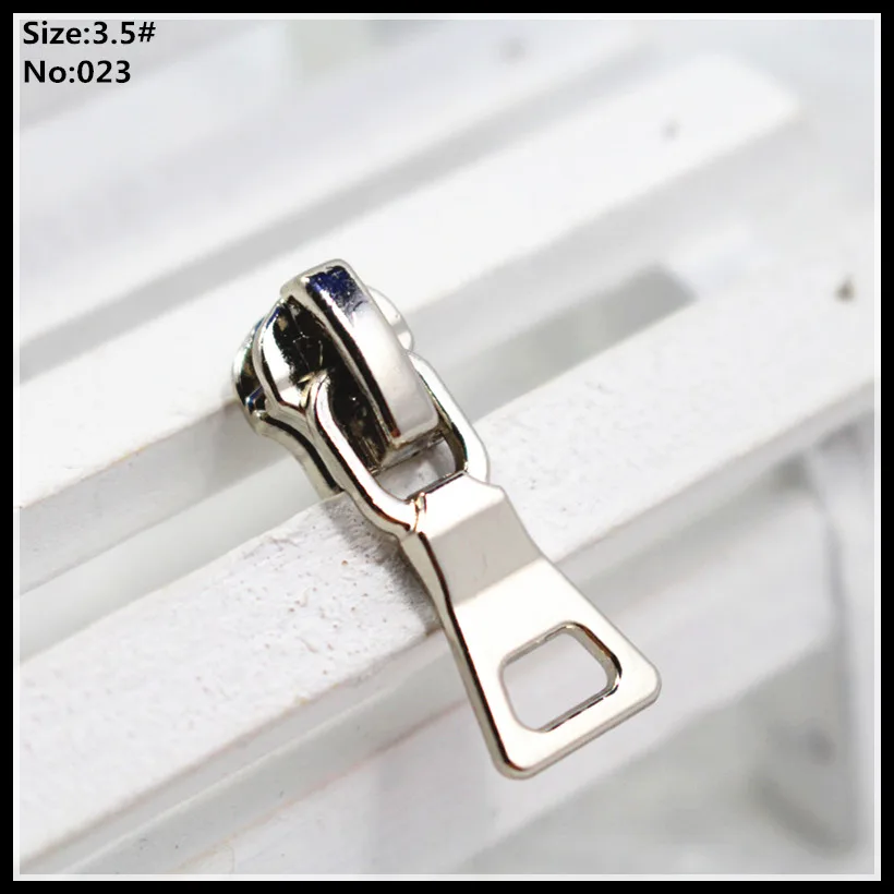 3.5 20pcs Wholesale High quality metal copper zipper head, clothing