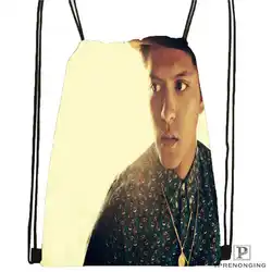 Custom Bruno-Mars-BW-HD-походная сумка на шнурке Cute Daypack Kids Satchel (черная спина) 31x40 cm #180611-01-12