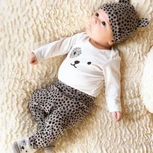 Новая осенняя одежда для новорожденных мальчиков и девочек, модные топы с длинными рукавами с мультипликационным принтом+ штаны+ шапочка, комплект одежды из 3 предметов, комплект одежды для младенцев