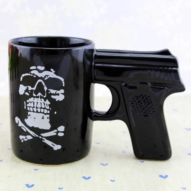 Free Shipping 1Piece Pistol Grip Coffee Cups And Mugs Funny Gun Mug