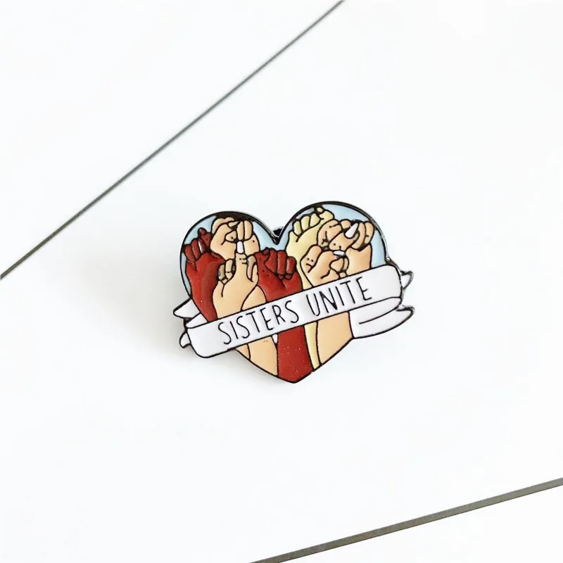 

Cartoon Badges SISTERS UNITE Brooches For Women Heart Pins Letter Jewelry Enamel Pin Denim Jackets Collar Badge Unity Symbol