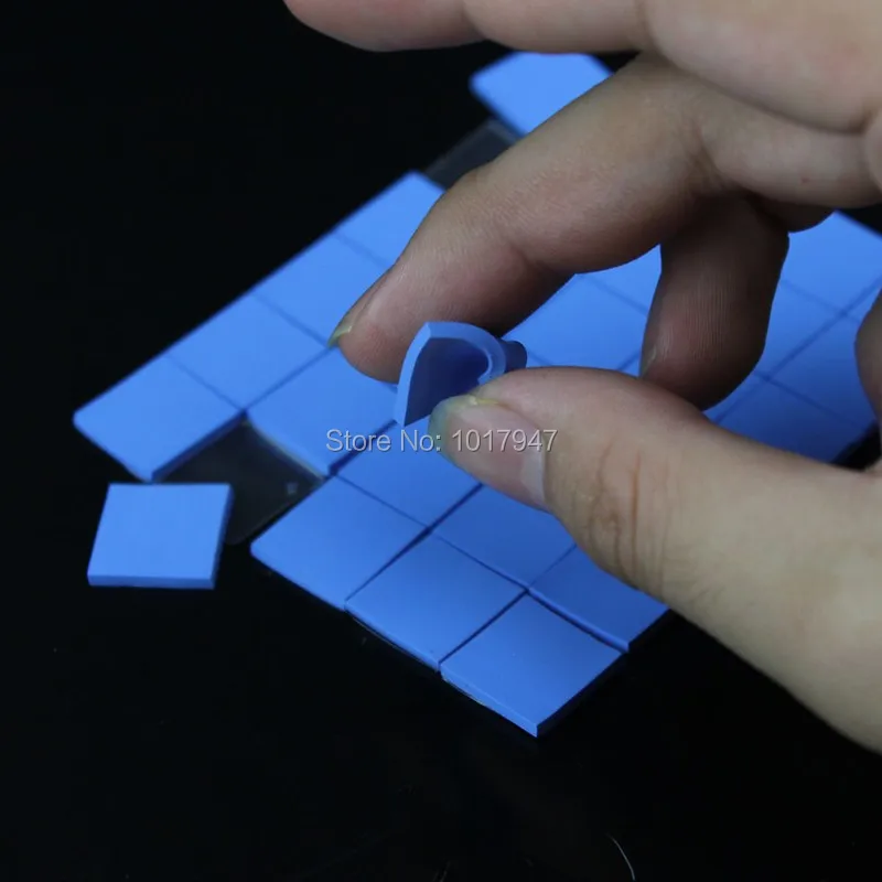 

36Pieces LOT Blue 15mm 15x15x1mm GPU SMD DIP IC Chip Xbox PS PC Chipset Silicone Conduction Thermal Pad