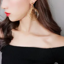 Basit Zarif Hoop Küpe Kadınlar Küpe Geometrik Çok metal büyük Yuvarlak Daire Kulak Damızlık aretes Takı(China)