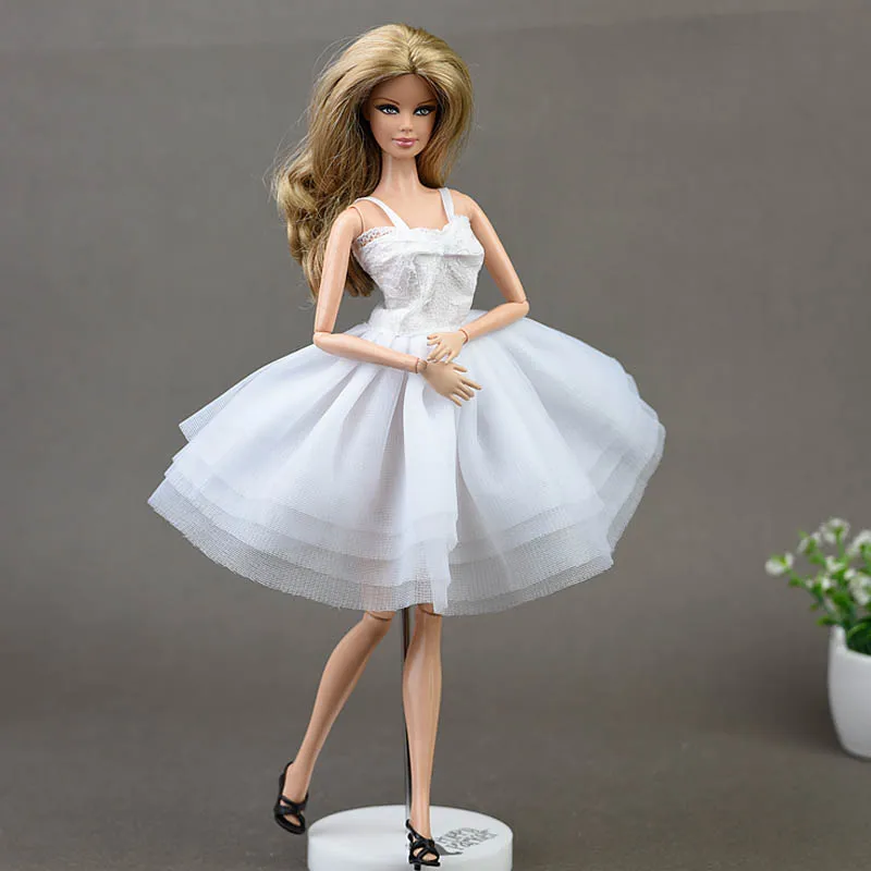 Details about   White Lace Short Gown with Great Details Made to Fit Barbie Doll 