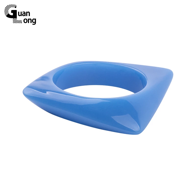 

GuanLong Summer Fashion Irregular Modern Minimalism Resin Bangles For Young Women Gift Jew