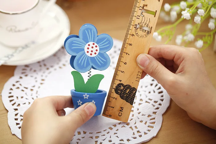 Animados de Madeira Vaso de Flores da Pasta do Cartão de Mensagem Lote Bonito Flores Clipe Foto Desenhos Memo Clipes Titular Desktop Decoração 18 pc - 8 18 pc lote Bonito flores clipe foto