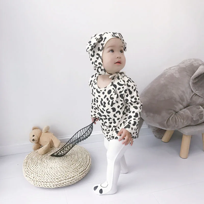 Осенне-весенне-осенний хлопковый леопардовый комбинезон для новорожденных девочек; комбинезон с длинными рукавами; одежда с капюшоном