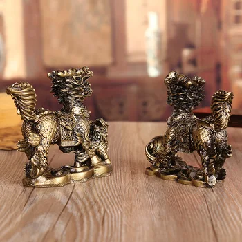 

2Pcs/Set Bronze Sculpture Feng Shui Ornaments Myths Legends Kirin Statue Home Decoration Accessories Resin Sculpture