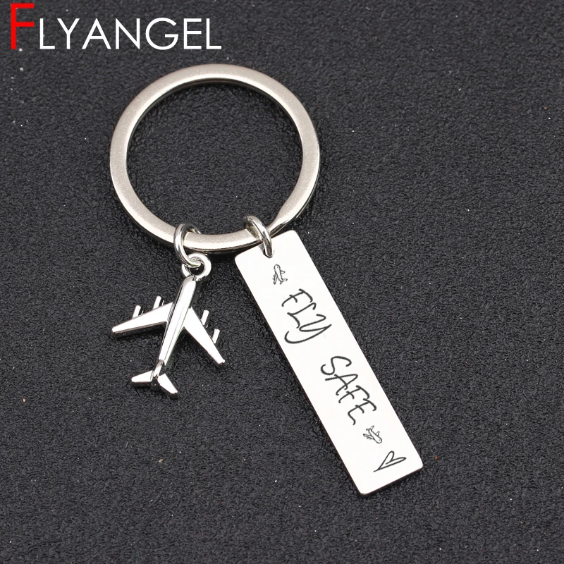 

Personalized Key Holder Airplane Pendant Stamped Fly Safe Heart Key Chain Cute Bag Charm For Aviator Friends Family Gifts