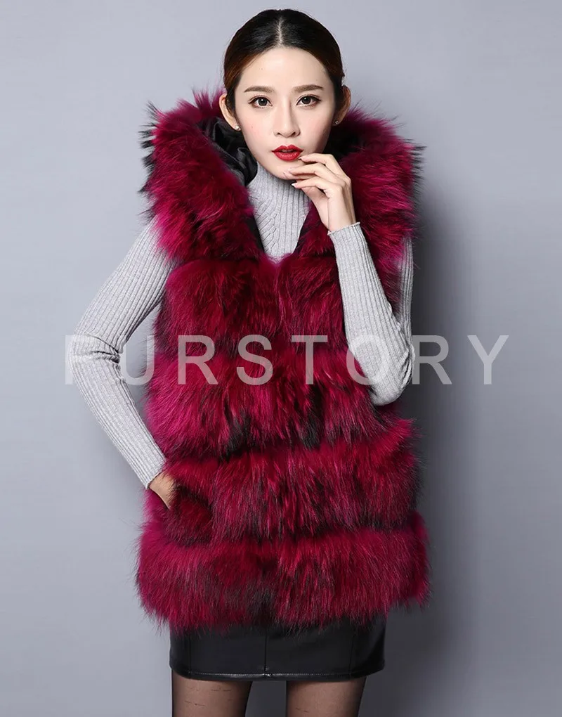 Perfect Fur Story 152113 New Real Raccoon Fur Vest Women Dressur Top Quality Fur Coat Jacket Natural Fur Waistcoat Female 17 Perfect Fur Story 152113 New Real Raccoon Fur Vest Women Dressur Top Quality Fur Coat Jacket Natural Fur Waistcoat Female 17